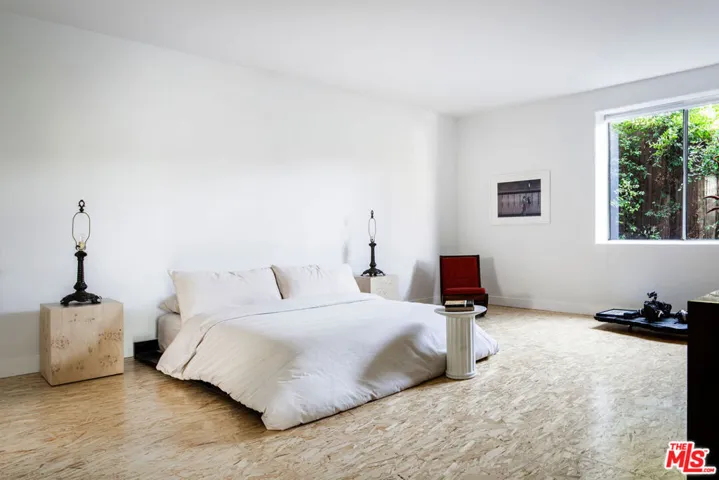 3726 Glenalbyn Drive, Los Angeles, California 90065