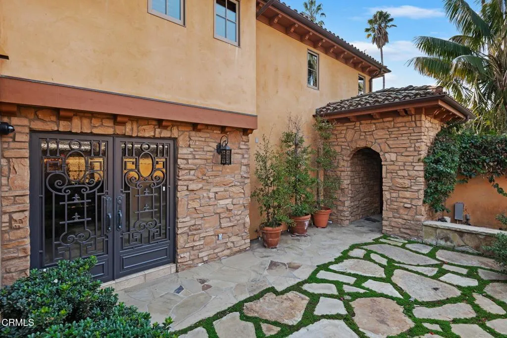 2790 Sailor Avenue, Ventura, California 93001 home-pic-8