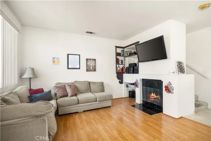 816 S Yellowstone Way, Anaheim Hills, California 92808