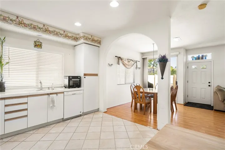 816 S Yellowstone Way, Anaheim Hills, California 92808
