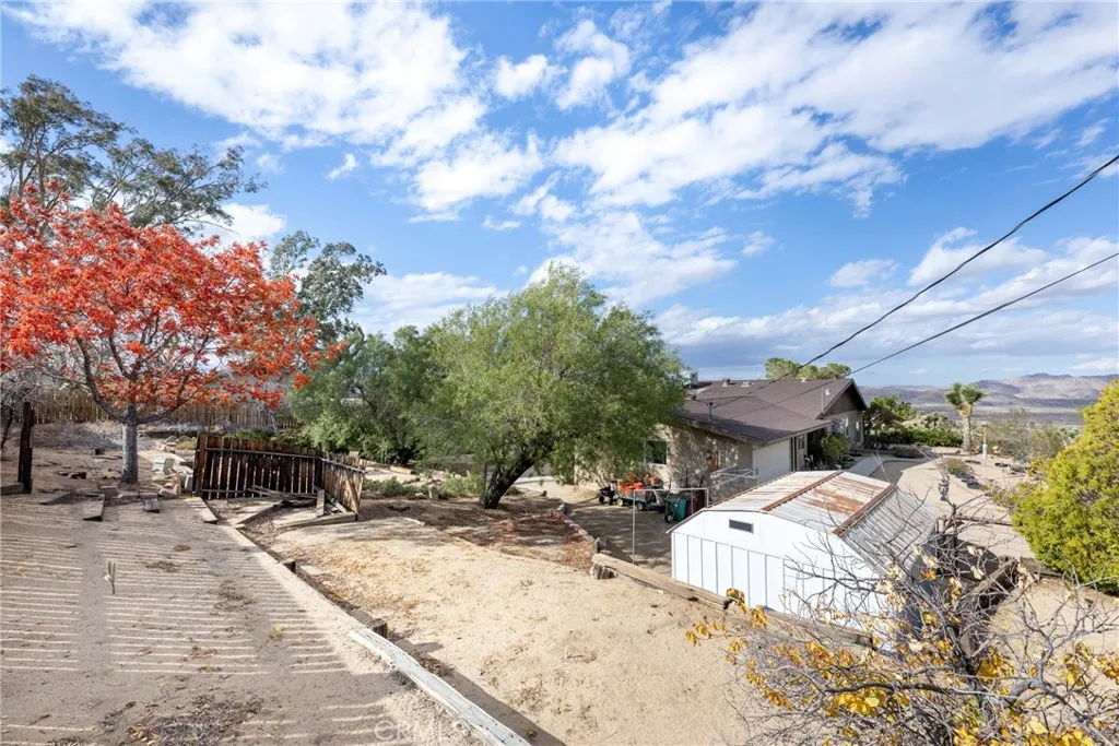 60383 Melton Trail, Joshua Tree, California 92252 home-pic-64
