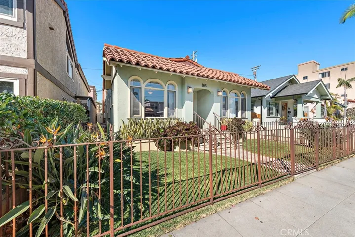 165 Quincy Avenue, Long Beach, California 90803