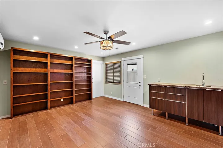 165 Quincy Avenue, Long Beach, California 90803