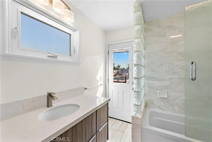 Upstairs rear bathroom