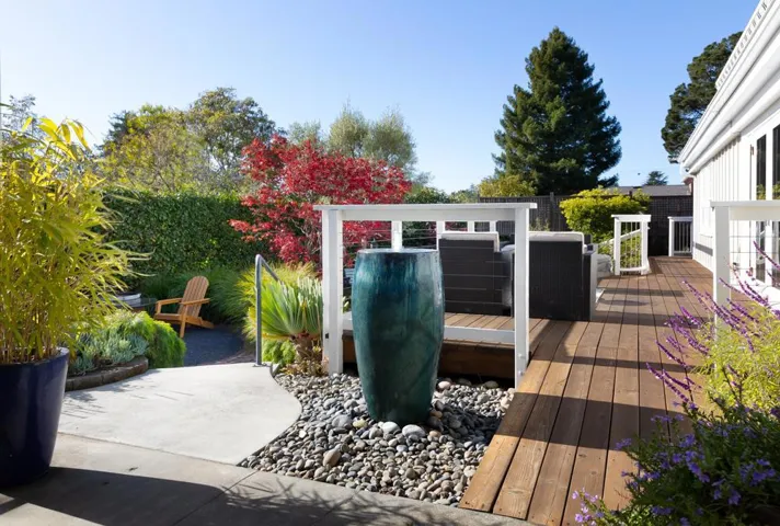 900 Clubhouse Drive, Aptos, California 95003