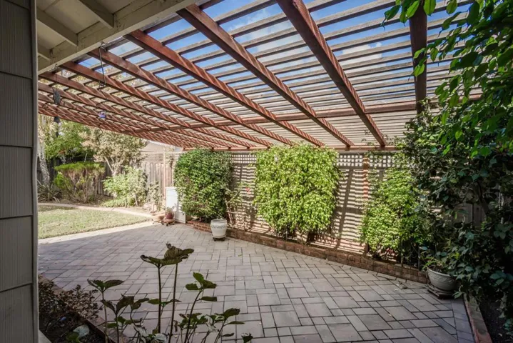 2064 Trinity Street, San Mateo, California 94403