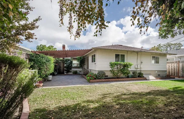2064 Trinity Street, San Mateo, California 94403