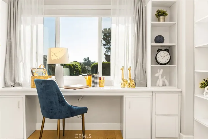 21 Bayporte 24, Irvine, California 92614