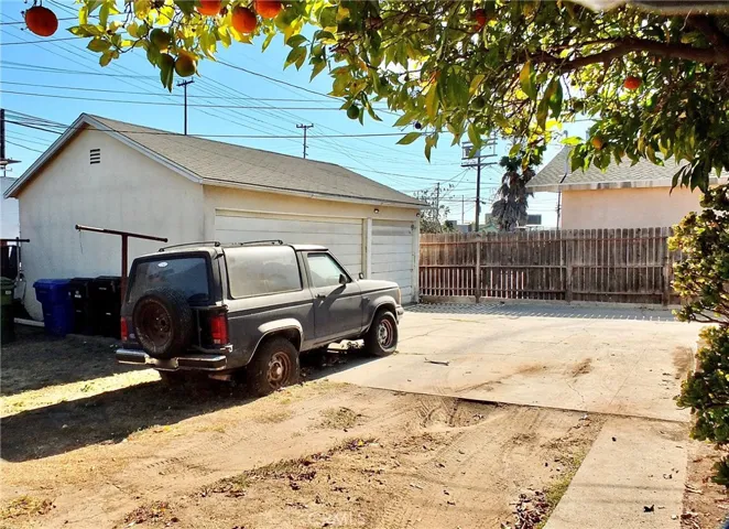 1418 S Mansfield Avenue, Los Angeles, California 90019