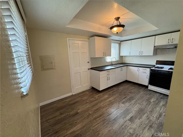 1572 W. 213th, Torrance, California 90501