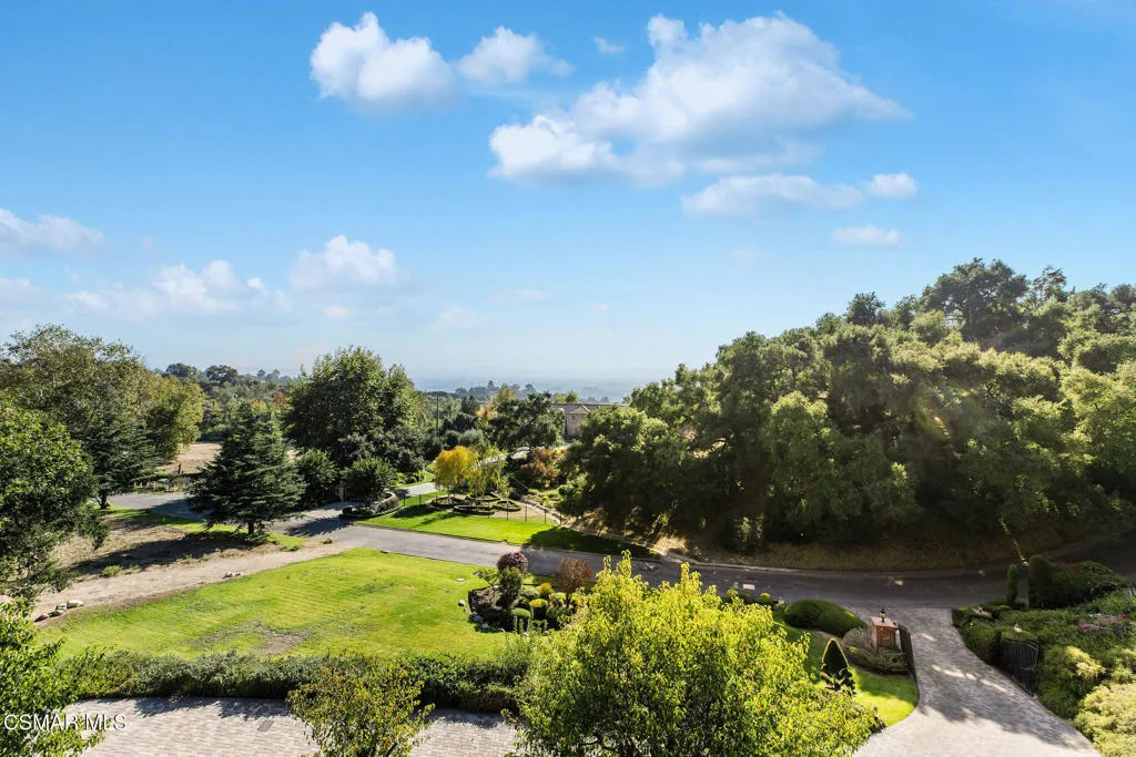 427 Long Canyon Road, Bradbury, California 91008 home-pic-3