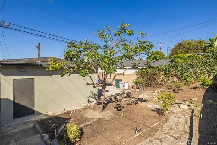 503 N Paulina Avenue, Redondo Beach, California 90277
