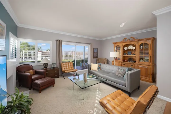 Spacious Living Area with Scenic Views
