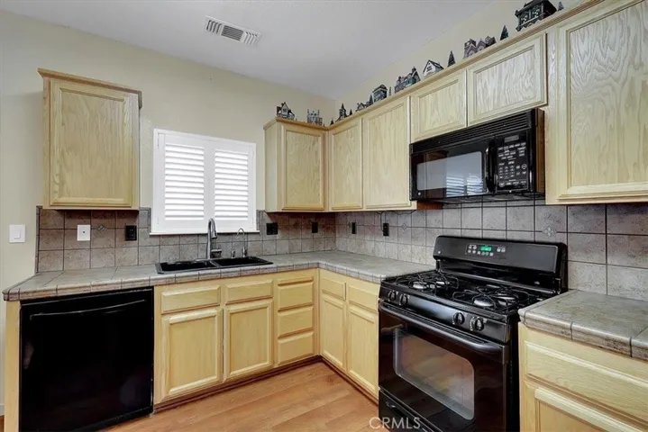 684 Gidda Loop, Yuba City, California 95993