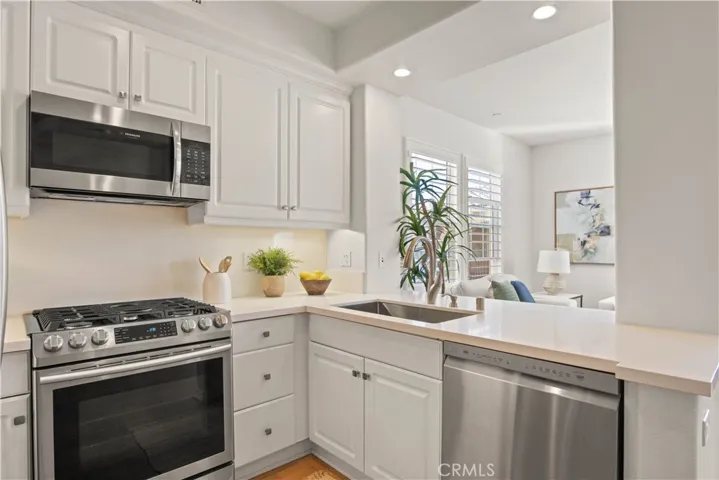 13080 Pacific Promenade 324, Playa Vista, California 90094