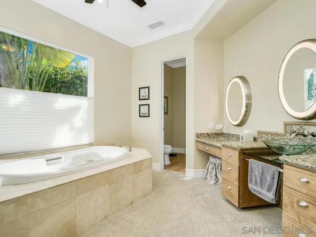 2807 Crest Dr, Carlsbad, California 92008