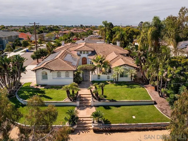 2807 Crest Dr, Carlsbad, California 92008