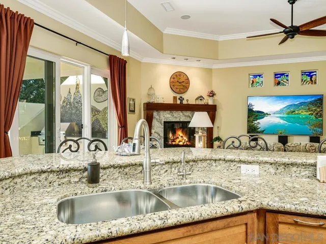 2807 Crest Dr, Carlsbad, California 92008