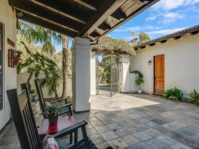 2807 Crest Dr, Carlsbad, California 92008