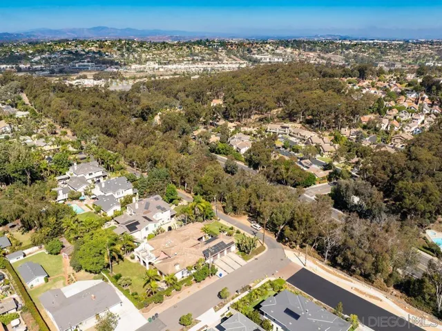 2807 Crest Dr, Carlsbad, California 92008