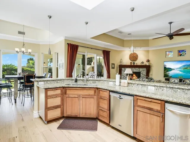 2807 Crest Dr, Carlsbad, California 92008