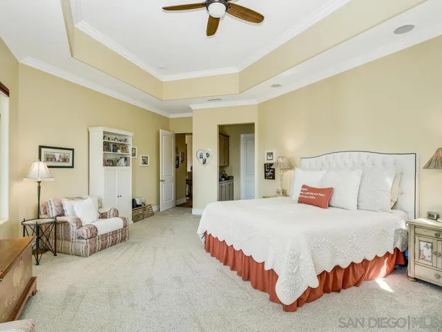 2807 Crest Dr, Carlsbad, California 92008