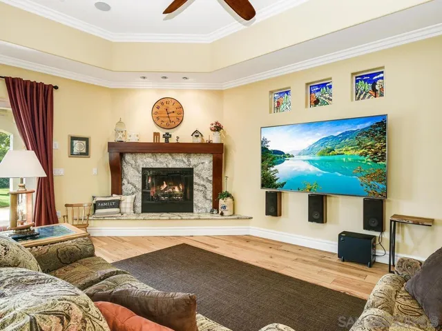 2807 Crest Dr, Carlsbad, California 92008
