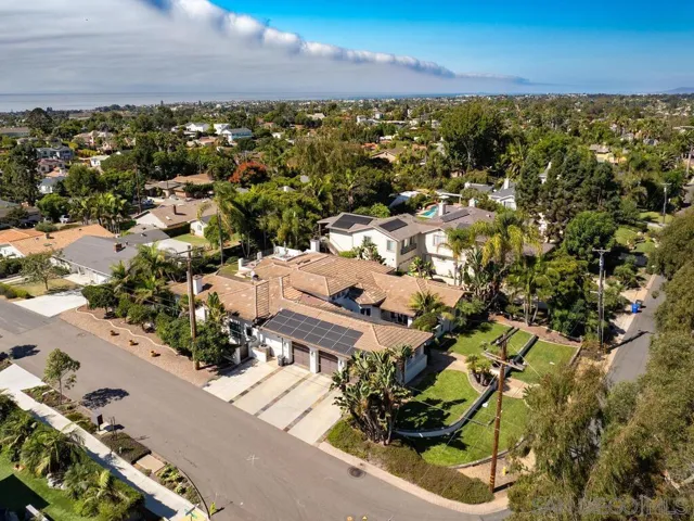2807 Crest Dr, Carlsbad, California 92008