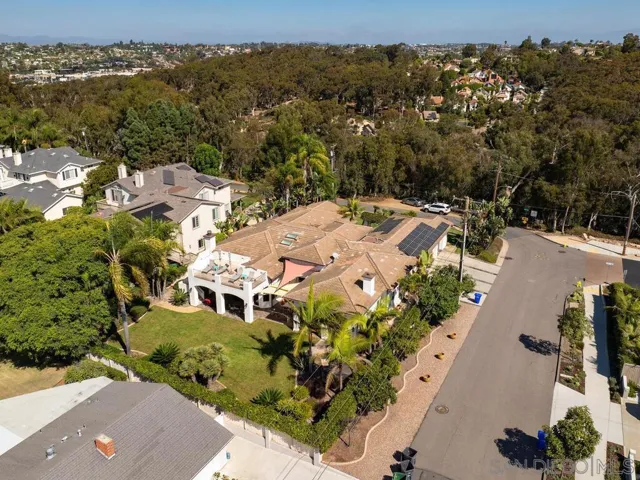 2807 Crest Dr, Carlsbad, California 92008