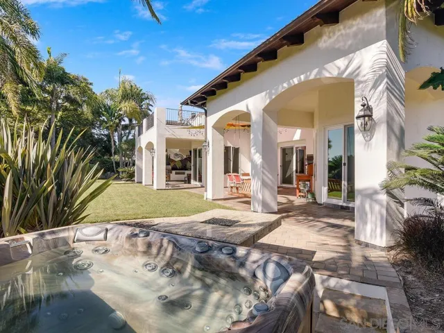 2807 Crest Dr, Carlsbad, California 92008