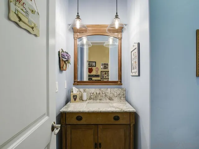 2807 Crest Dr, Carlsbad, California 92008