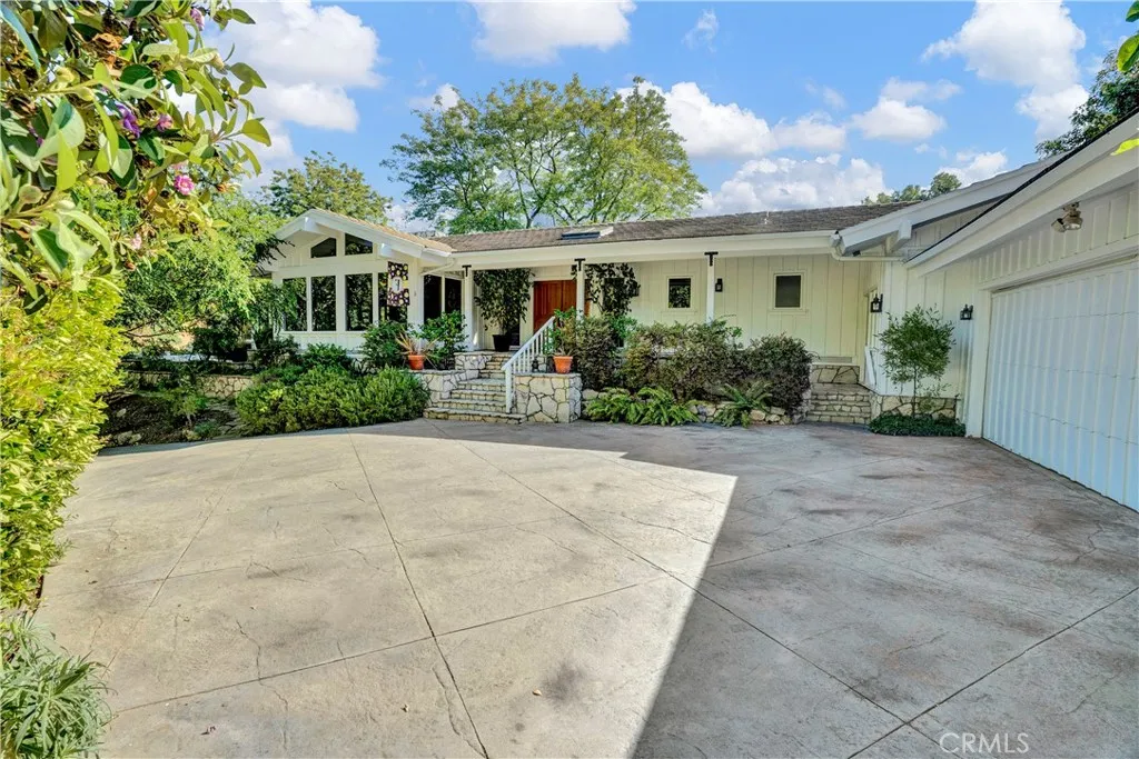 50 Eastfield Drive, Rolling Hills, California 90274 home-pic-5