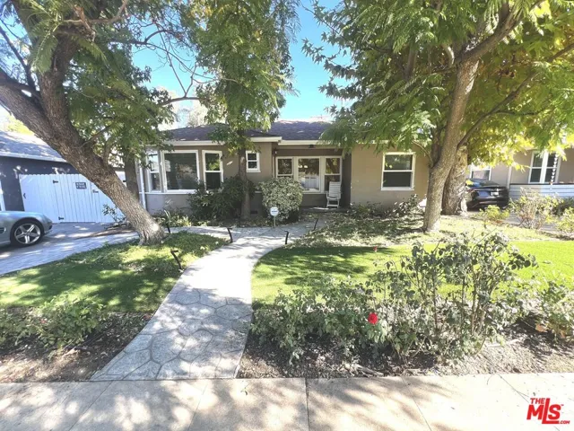 5244 Forbes Avenue, Encino, California 91436