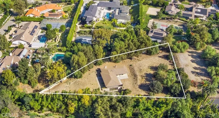 605 S Peralta Hills Drive, Anaheim Hills, California 92807