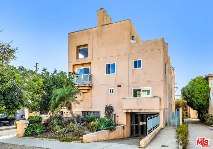 3439 Keystone Avenue 2, Los Angeles, California 90034
