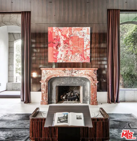 133 S Mapleton Drive, Los Angeles, California 90024 home-pic-6