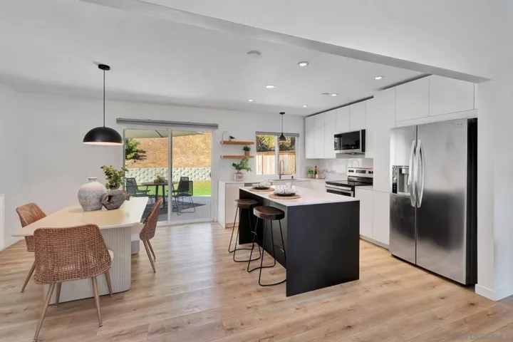 15474 Nawa Ct, San Diego, California 92129