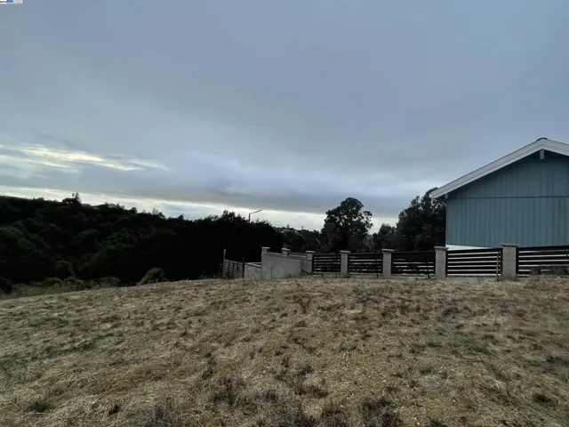 Quercus Ct, Hayward, California 94542
