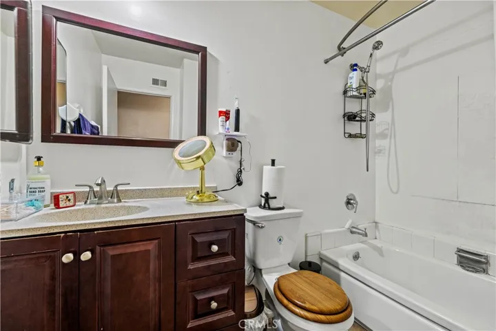 12181 Claretta Street, Sylmar, California 91342