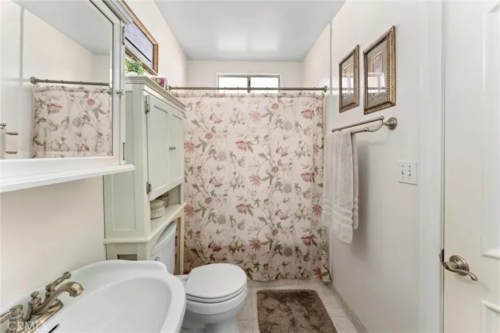 556 S Clementine Street, Anaheim, California 92805
