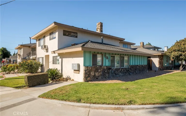 901 923 N San Antonio Avenue, Pomona, California 91767
