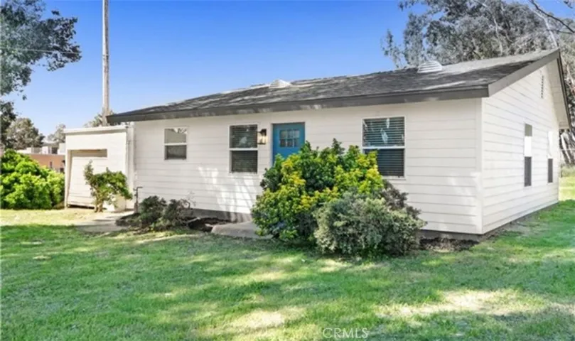 111 Morongo Avenue, Banning, California 92220