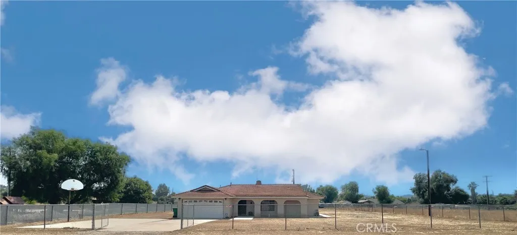 19185 Spalding Avenue, Riverside, California 92508