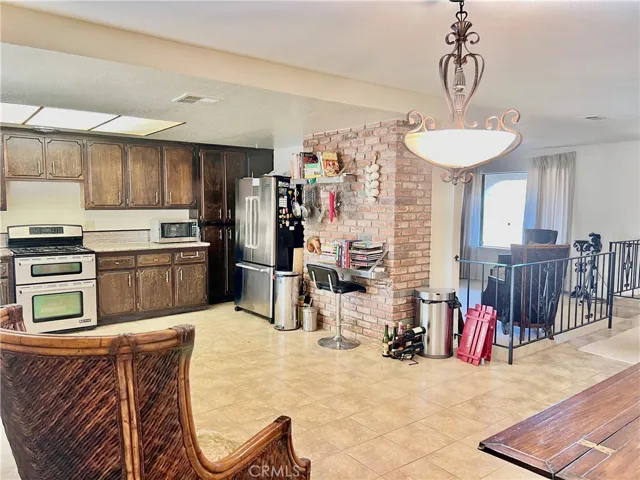 19185 Spalding Avenue, Riverside, California 92508