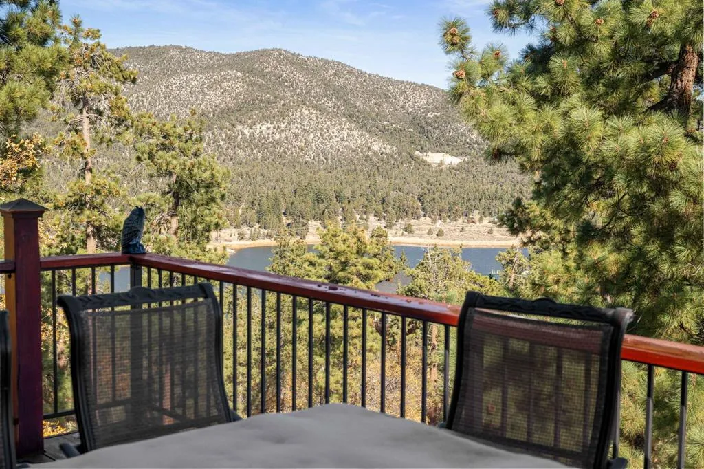 488 Starlight Circle, Big Bear, California 92315 home-pic-3