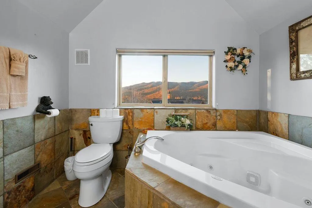 488 Starlight Circle, Big Bear, California 92315 home-pic-30