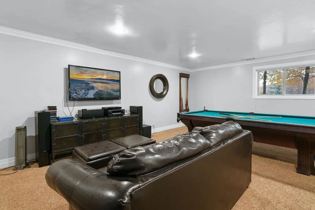 488 Starlight Circle, Big Bear, California 92315 home-pic-36