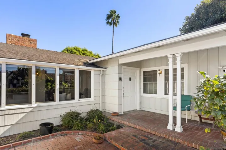 1449 Crest Road, Del Mar, California 92014