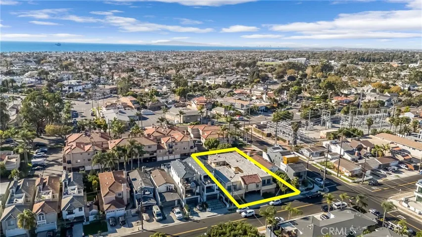 811 Alabama Street, Huntington Beach, California 92648