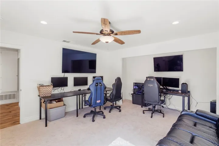 1980 White Horse Lane, Norco, California 92860